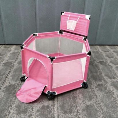 صورة حوض لعب أطفال مع سلة